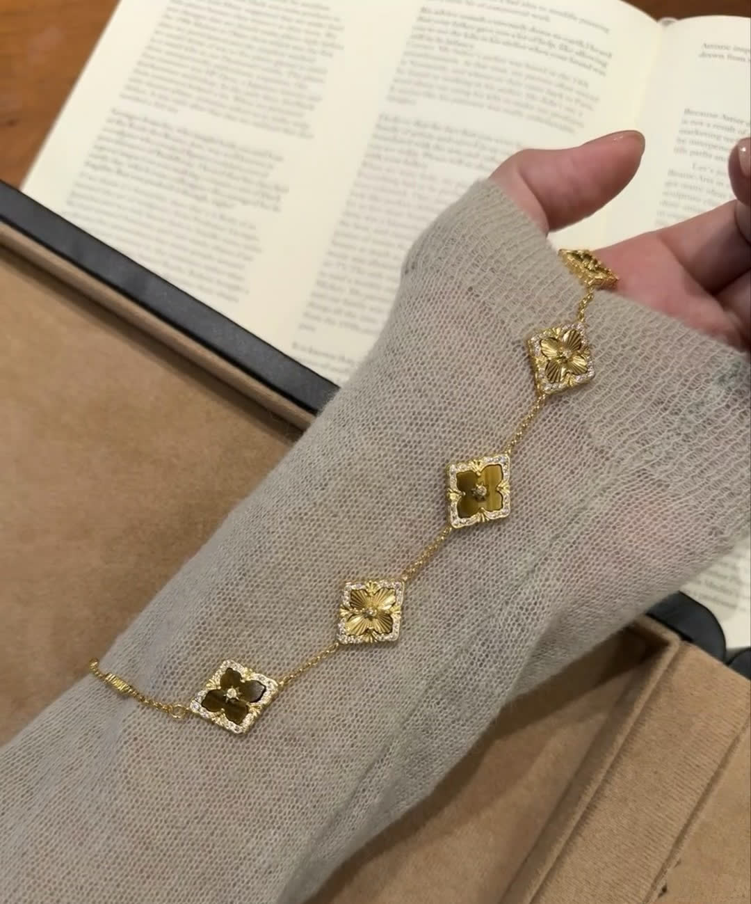 Van Cleef & Arpels Vintage Alhambra Yellow Gold Bracelet
